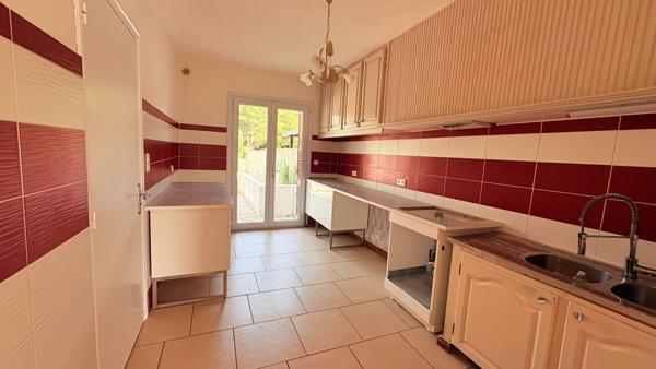 Maison 4 pièces à louer à Borgo - Réf 5779