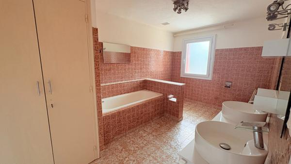 Maison 4 pièces à louer à Borgo - Réf 5779