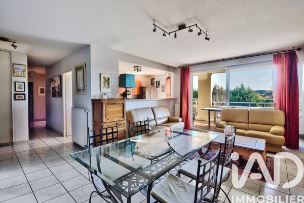 Appartement à vendre 3 pièces 90 m² Saint-Genis-Laval