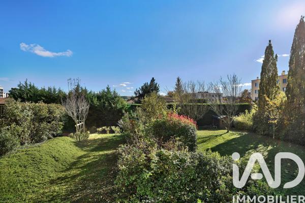 Appartement à vendre 3 pièces 90 m² Saint-Genis-Laval