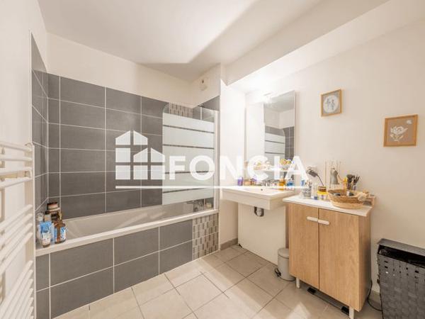 À vendre Appartement 3 pièces 63 m² - Bordeaux 33300