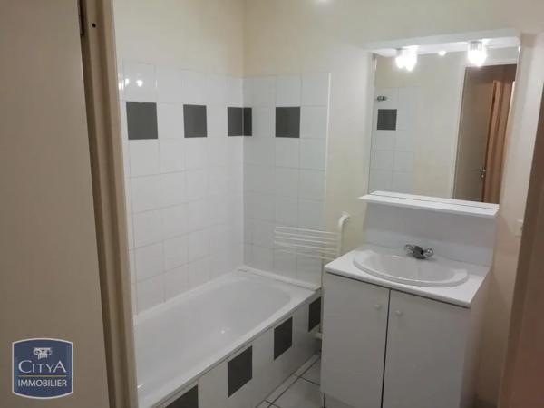 Appartement à louer 3 pièces 67.3m²