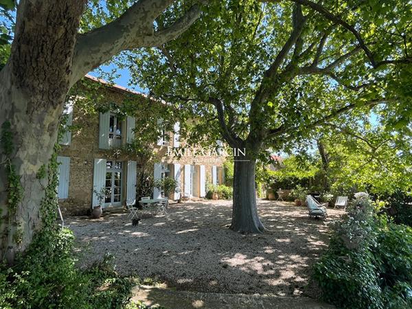 A vendre - Mas authentique - campagne d'Aix-en-Provence - Vue dégagée
