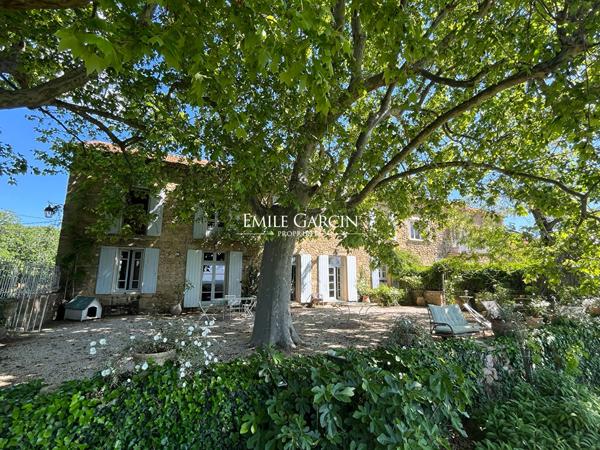 A vendre - Mas authentique - campagne d'Aix-en-Provence - Vue dégagée