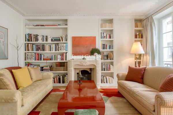 A vendre - appartement -  87 m² - Paris - 75007 - Eglise Sainte-Clotilde