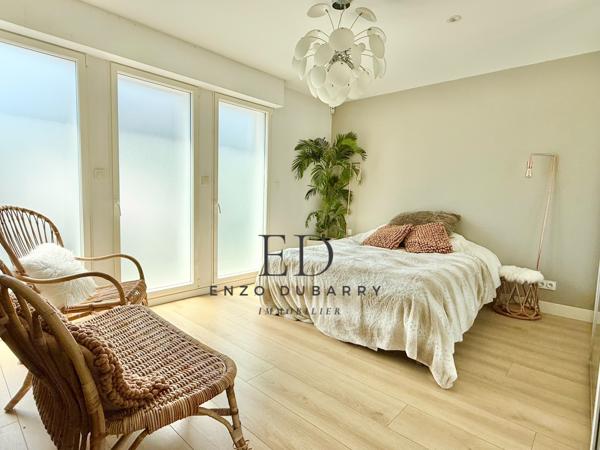 Maison
         9 pièces
        - 301 m² Bien prestige 1 850 000 € *