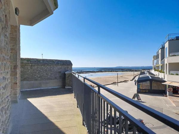 LARMOR-PLAGE : En hypercentre avec vue mer et garage