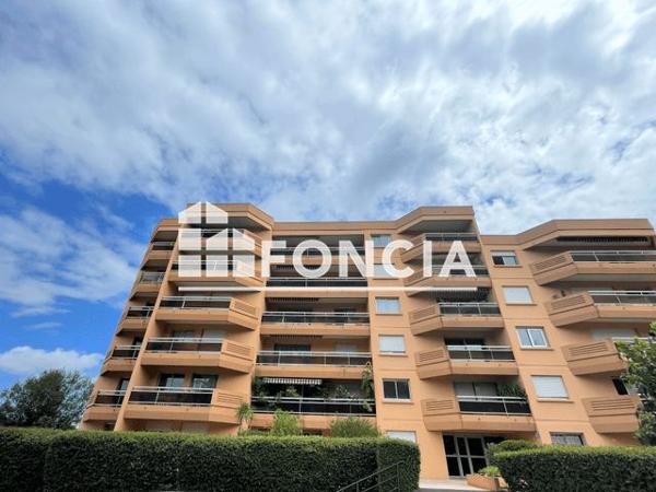 Location Studio 28.73 m² - 14 AVENUE DE L'URSUYA Bayonne 64100