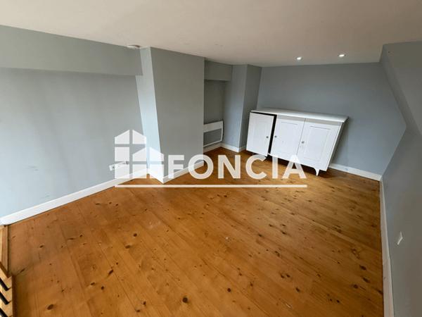Location Studio 27.27 m² - 2 A 6 RUE ALEXANDRE RIBOT Tourcoing 59200