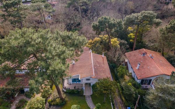 Maison à vendre    5 pièces • 136 m2 Arcachon