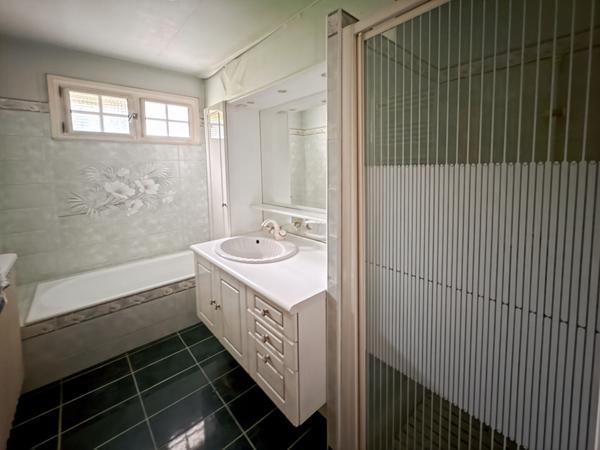 Maison Jouy Le Moutier