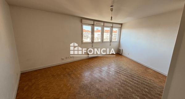 Location Appartement 2 pièces 49.51 m² - Villeurbanne 69100