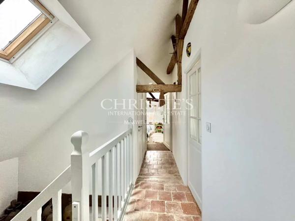 Ravissante maison de village Tourangelle avec 4 chambres, cour et jardin