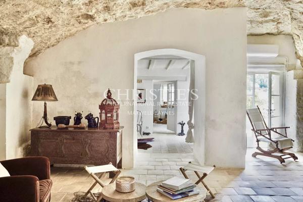 Ravissante maison de village Tourangelle avec 4 chambres, cour et jardin