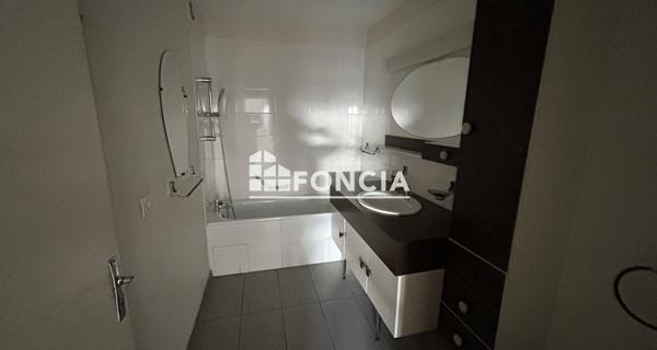 Location Appartement 5 pièces 94.38 m² - Roanne 42300