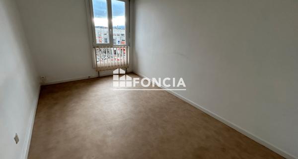 Location Appartement 5 pièces 94.38 m² - Roanne 42300
