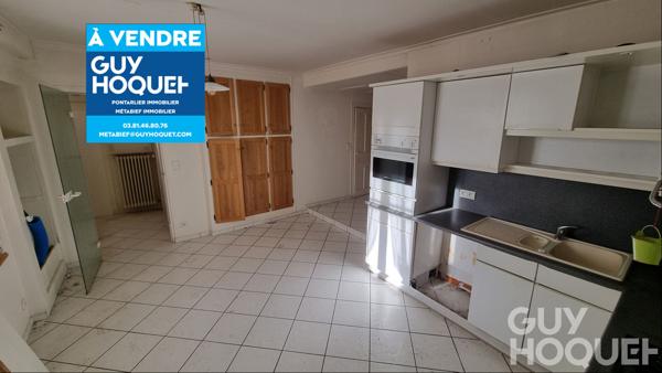 MOUTHE T5 RDC A RENOVER