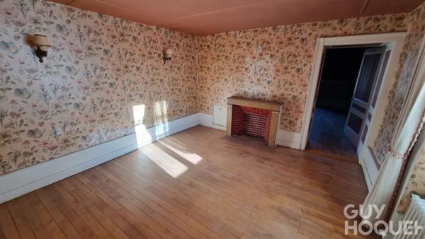 MOUTHE T5 RDC A RENOVER