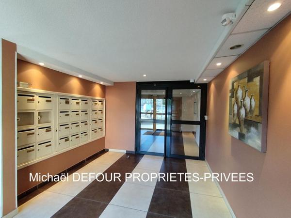 FIRMINY 42700 Appartement type T3 de 82 m² avec balcon, cave et place de parking