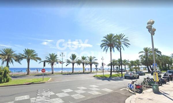 NICE PROMENADE/ STUDIO RÉNOVÉ À DEUX PAS DE LA MER