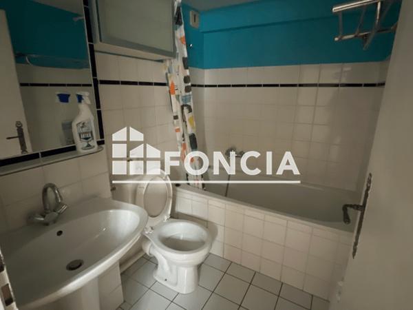 Location Studio meublé 26.78 m² - 6 QUAI DES PECHEURS Strasbourg 67000