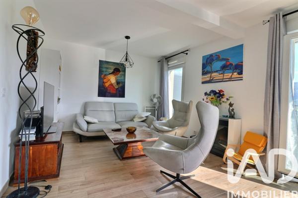 Appartement à vendre 4 pièces 90 m² Cuges-les-Pins