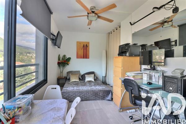 Appartement à vendre 4 pièces 90 m² Cuges-les-Pins