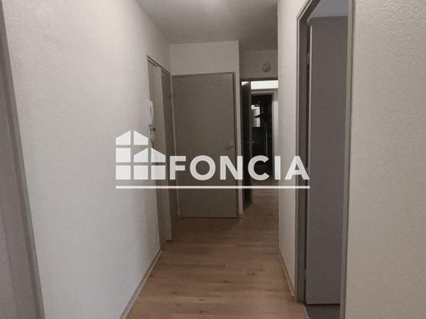 Location Appartement 3 pièces 67.85 m² - 19 A 27 RUE DES GLIERES Annemasse 74100