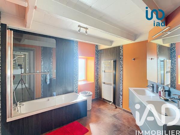 Maison à vendre 8 pièces 222 m² Colombier
