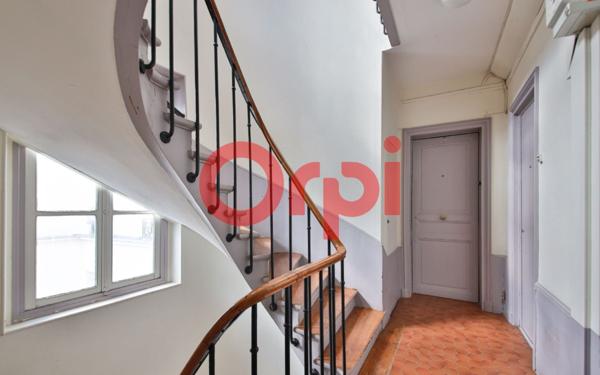 Appartement à vendre    2 pièces • 35,15 m2 Paris 11