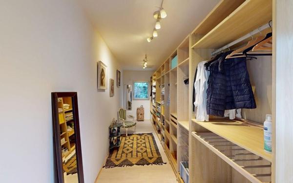 Maison à vendre    7 pièces • 450 m2 Saint-Martin-de-Seignanx