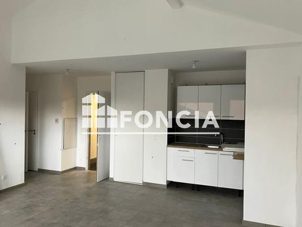 Location Appartement 4 pièces 83.97 m² - PLACE DE LA GRENETTE Marcellaz 74250