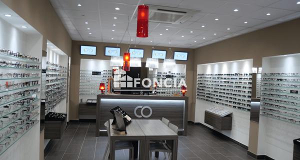 À vendre Local commercial 62 m² - Vienne 38200