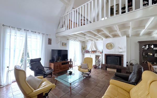 Maison à vendre    8 pièces • 197,73 m2 Taverny