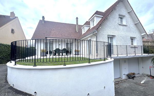 Maison à vendre    8 pièces • 197,73 m2 Taverny