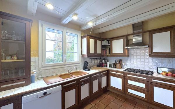 Maison à vendre    8 pièces • 197,73 m2 Taverny