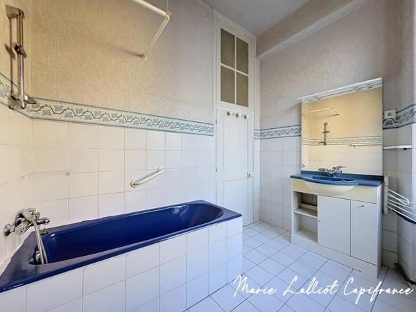 Maison à vendre 9 pièces, Pithiviers Centre, 5 chambres, Petite cour, Logement indépendant
