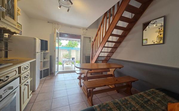 Maison à louer    2 pièces •  Vias