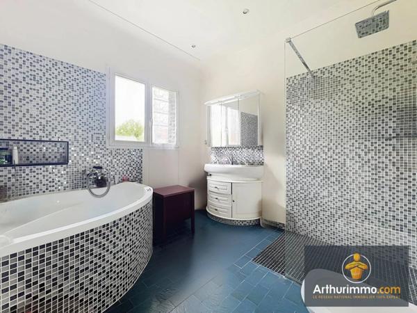 Vente Maison 7 pièces 174 m2 à Villecresnes