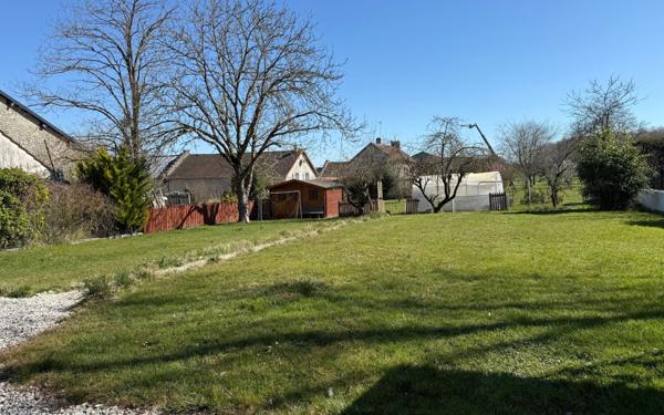 Maison à vendre    5 pièces • 98 m2 Jouy-le-Châtel