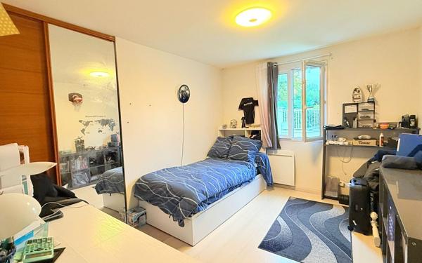 Maison à vendre    5 pièces • 98 m2 Jouy-le-Châtel