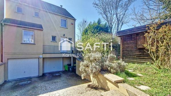 DE 2012, 117 m2 Individuelle, sous sol total, 476 m2 de terrain....