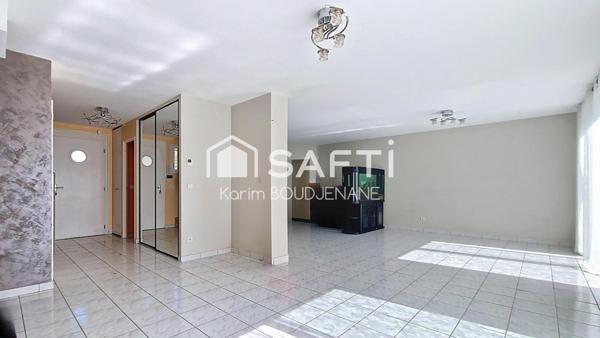 DE 2012, 117 m2 Individuelle, sous sol total, 476 m2 de terrain....