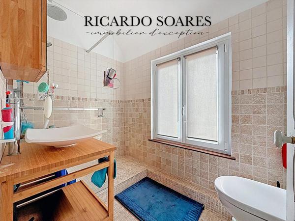 60700 PONT-SAINTE-MAXENCE - MAISON DE CHARME RÉNOVÉE / 147 m² AU SOL / 4 CHAMBRES / STUDIO 16 m² / GARAGE