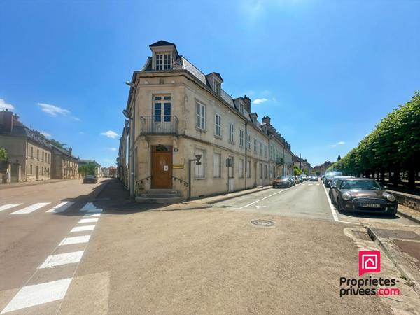 Immeuble Avallon 18 pièce(s) 550 m2