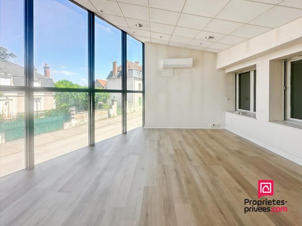 Immeuble Avallon 18 pièce(s) 550 m2