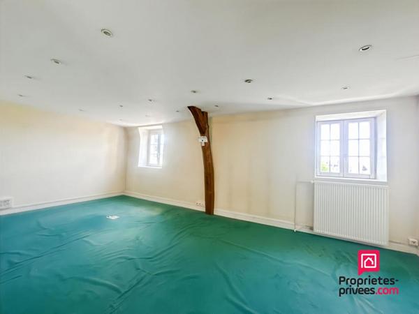 Immeuble Avallon 18 pièce(s) 550 m2