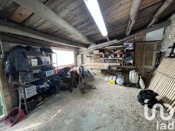 Maison à vendre 6 pièces 188 m² Saint-Jean-de-Liversay