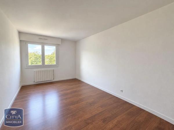 Appartement à louer 3 pièces 69.84m² Valdahon (25800)