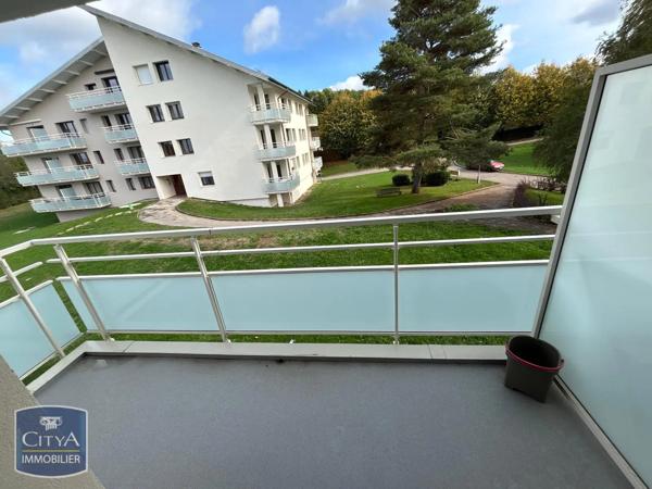 Appartement à louer 3 pièces 69.84m² Valdahon (25800)